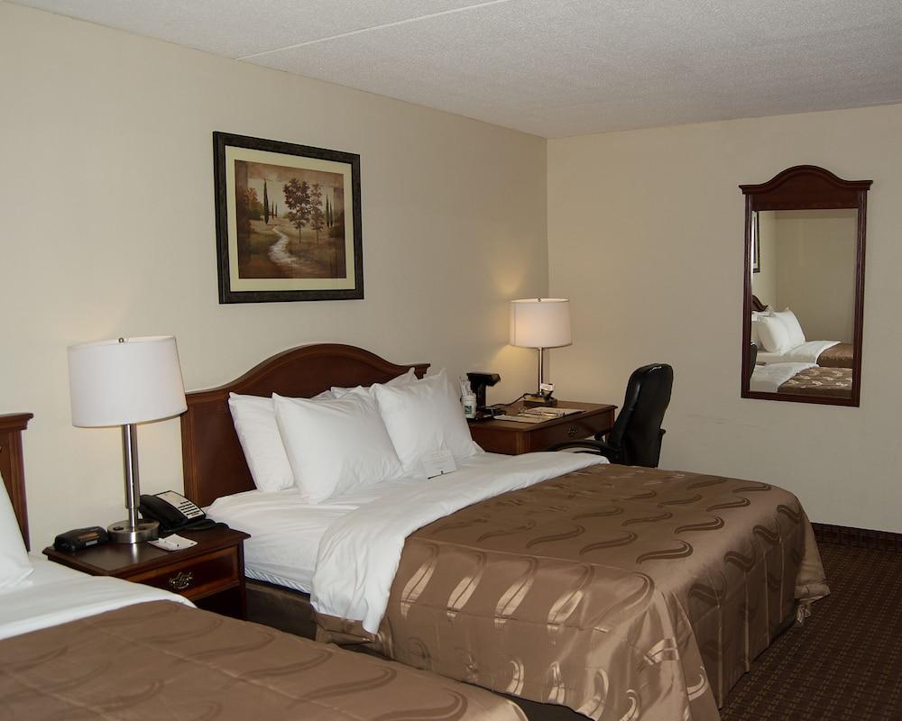 Quality Inn & Suites Lexington Near I-64 And I-81 Timber Ridge Dış mekan fotoğraf