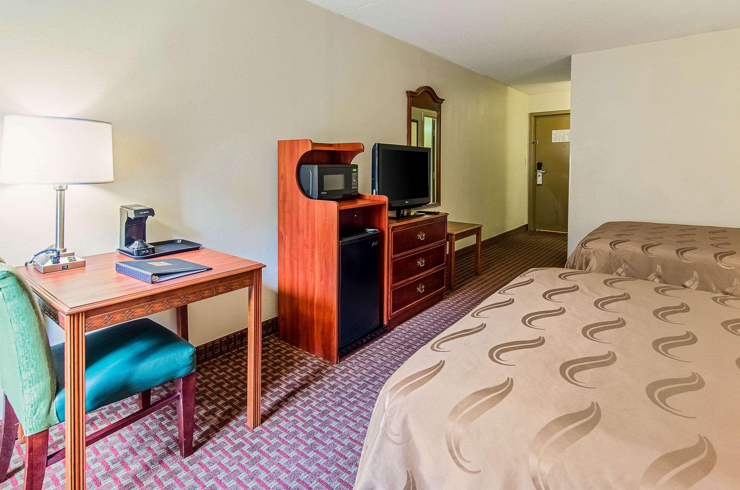 Quality Inn & Suites Lexington Near I-64 And I-81 Timber Ridge Dış mekan fotoğraf