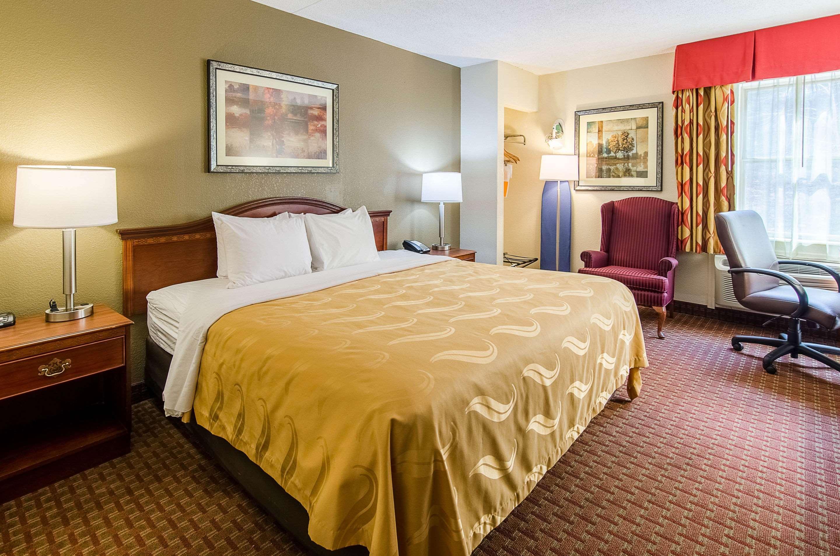 Quality Inn & Suites Lexington Near I-64 And I-81 Timber Ridge Dış mekan fotoğraf