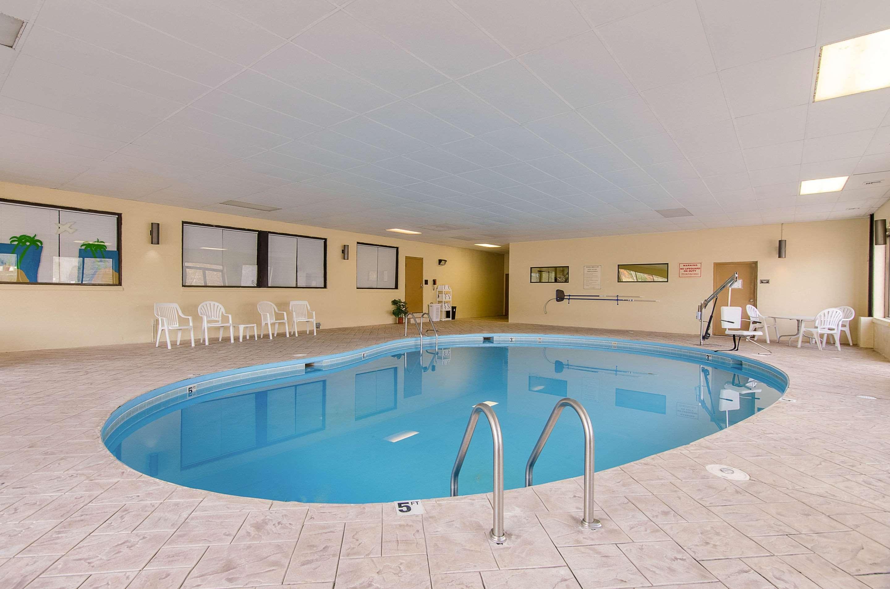 Quality Inn & Suites Lexington Near I-64 And I-81 Timber Ridge Dış mekan fotoğraf