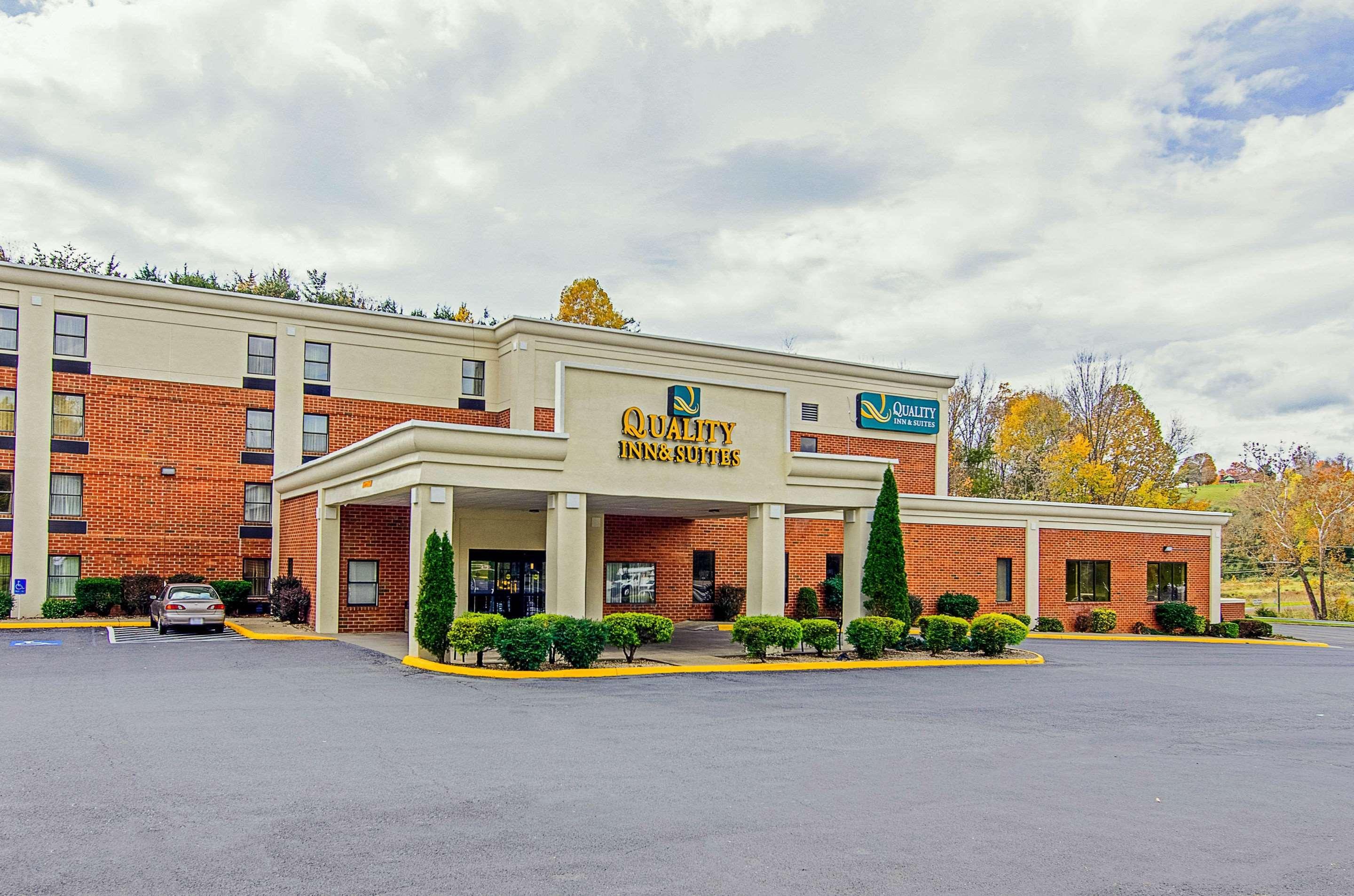 Quality Inn & Suites Lexington Near I-64 And I-81 Timber Ridge Dış mekan fotoğraf