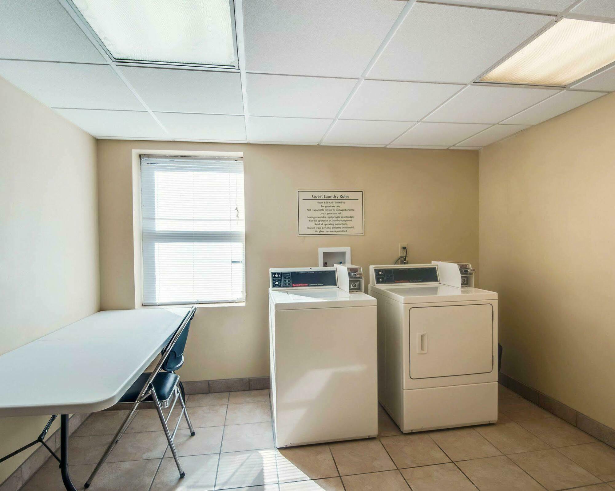 Quality Inn & Suites Lexington Near I-64 And I-81 Timber Ridge Dış mekan fotoğraf
